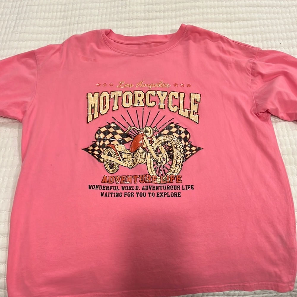 woman’s t shirt